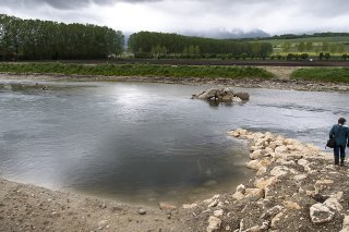 Les travaux de protection et renaturation de la Thièle, à l'entrée d'Yverdon, sont terminés (archives).